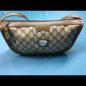 Vintage Gucci shoulder bag